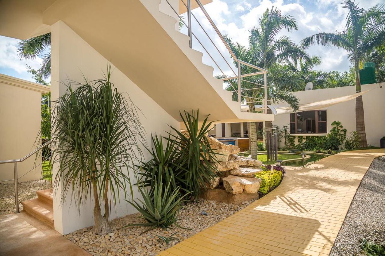 Azcapri Villa Boutique & Spa Cancún Exterior foto